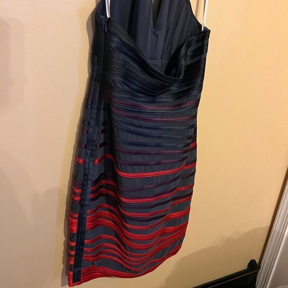 Halston Heritage Ombre Body Con Halter Dress 6 - Picture 12 of 12